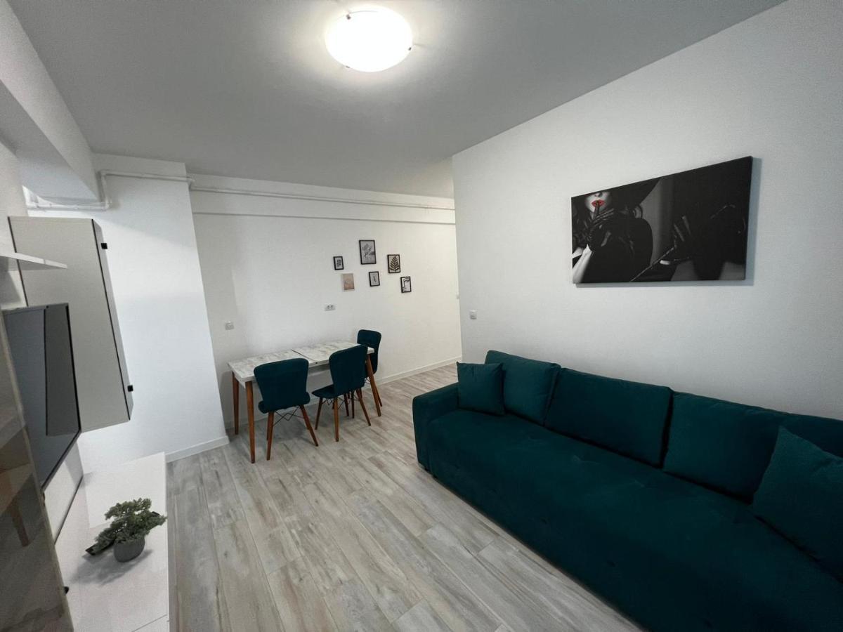 Cozy Accommodation Central City - Iasi Ngoại thất bức ảnh