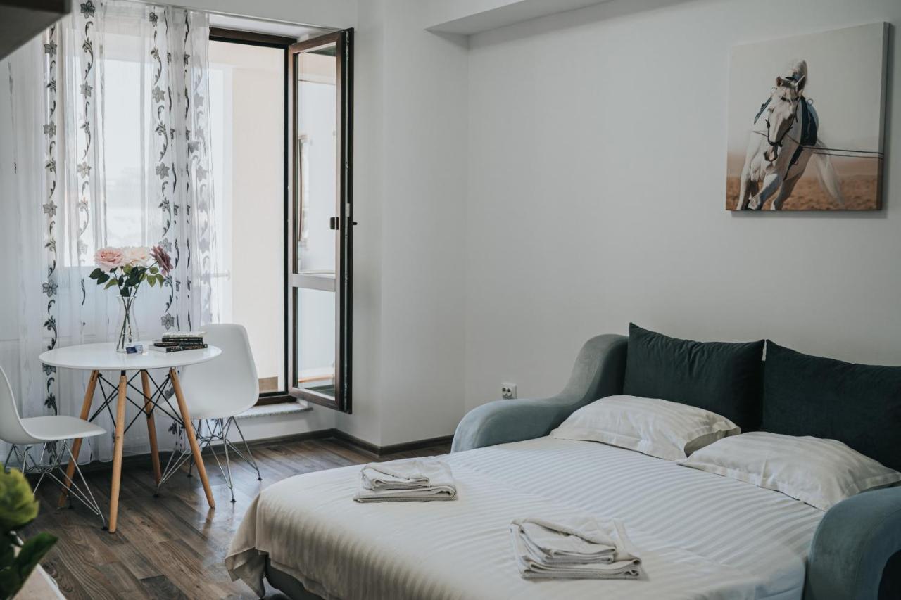 Cozy Accommodation Central City - Iasi Ngoại thất bức ảnh