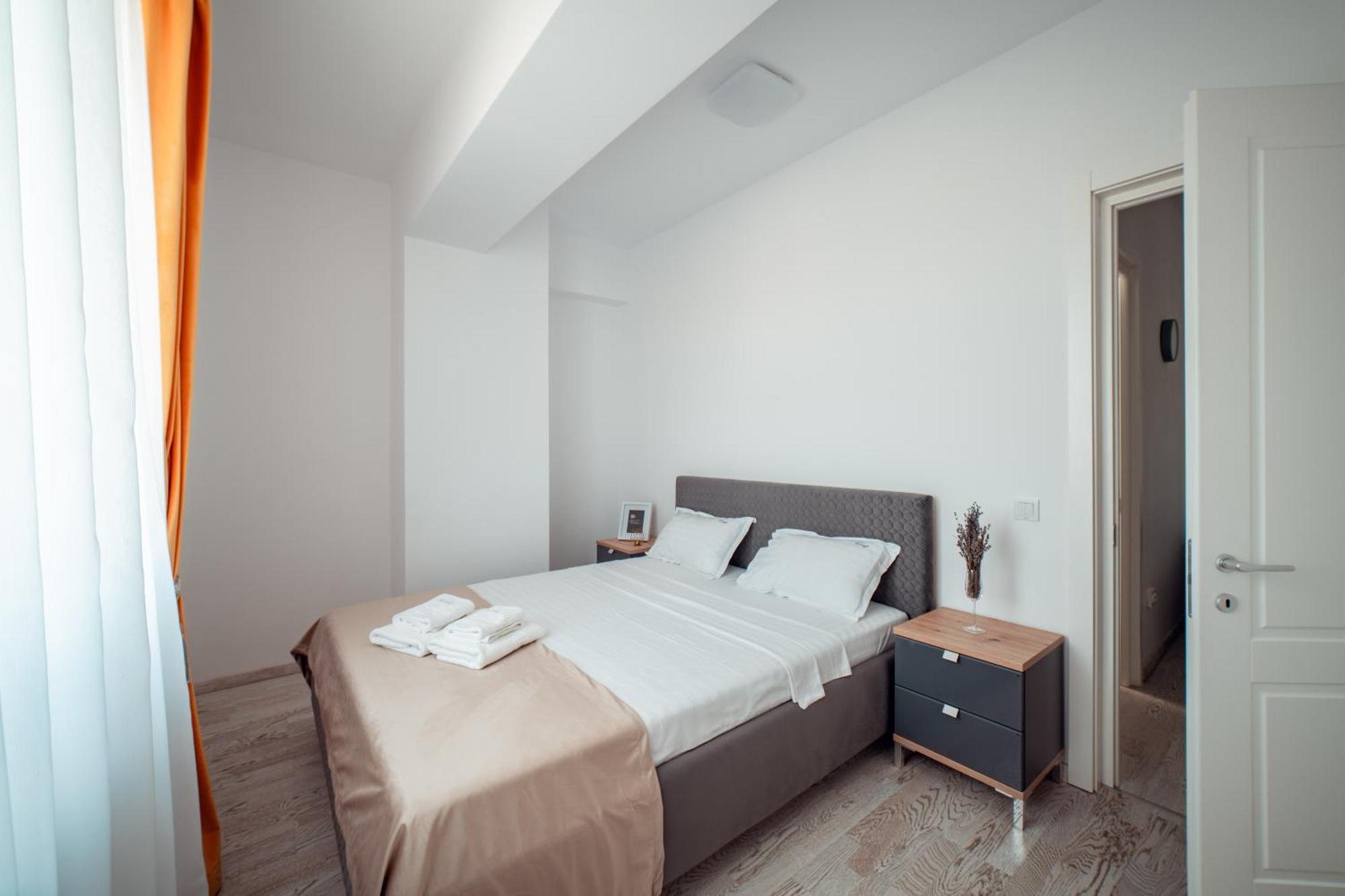 Cozy Accommodation Central City - Iasi Ngoại thất bức ảnh